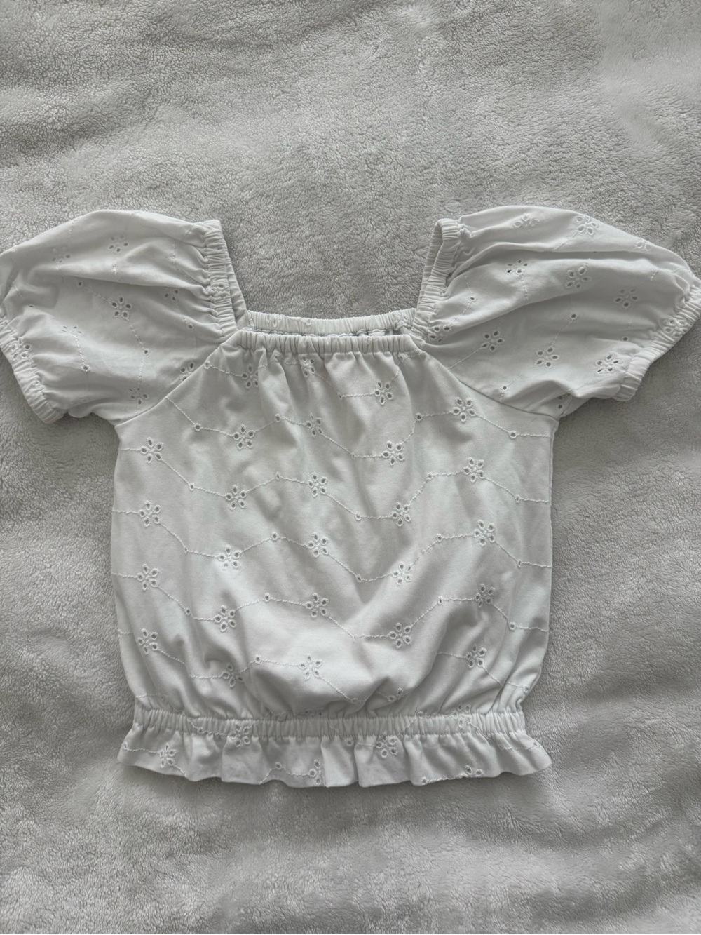 Cat & Jack White Eyelet Puff Sleeve Top